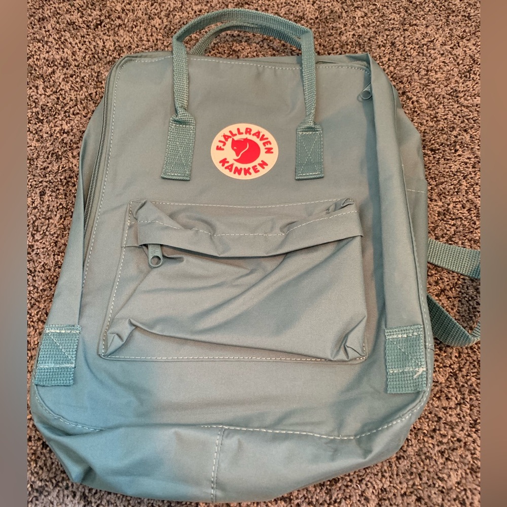 Fjallraven Kanken classic backpack in soft green
